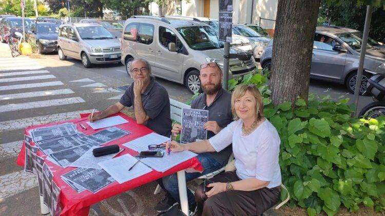 Prosegue in tutta Italia la raccolta firme contro invio armi in Ucraina: in prima linea il Comitato “Fermare la Guerra”