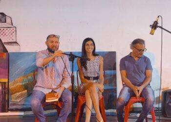 “Distruggere Assange”, affollata presentazione del libro di Sara Chessa a Cagliari