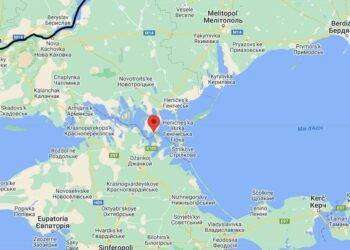 Esercito ucraino bombarda e distrugge il ponte Chongar