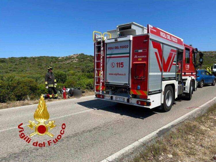 Scontro tra auto e moto: grave un motociclista