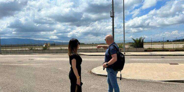 Industria: sopralluogo Assessore Pili ad aeroporto di Oristano