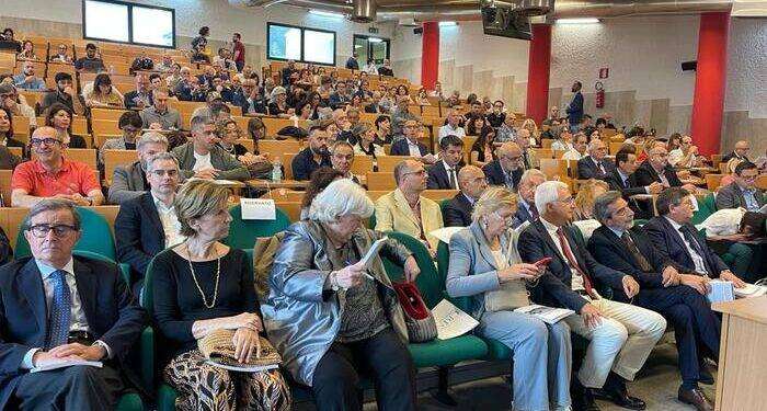 Crenos, ‘Sardegna in allarme rosso si rinuncia anche a cure’