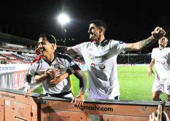 Calcio: per finale Bari-Cagliari maxischermo alla Fiera