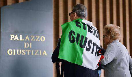 Eternit bis, industriale Schmidheiny condannato a 12 anni