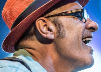 Un weekend a Mamoiada tra i miti, i misteri e i riti di Archeomusicando: Francesco Baccini in concerto il 18 giugno