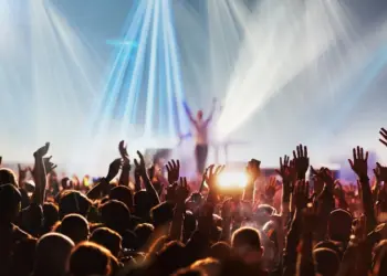 Cagliari, concerto Salmo spostato dal Poetto alla Fiera: “Per poter accogliere più partecipanti”, ma i conti non tornano