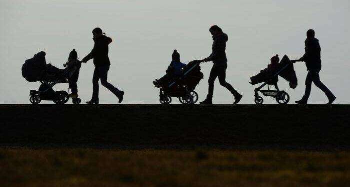 Al Sud lavora 35% donne con figli piccoli, 64% al centro Nord