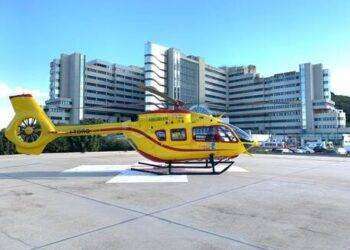 Cade dagli scogli a 10 metri di altezza, grave 13enne