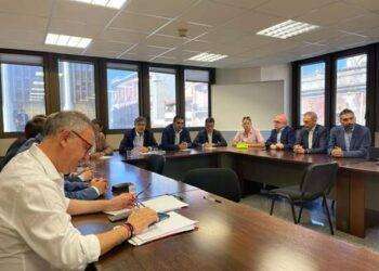 Sardegna, opposizione all’attacco della Giunta Solinas