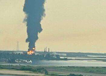 Usa, esplode deposito petrolchimico in Louisiana