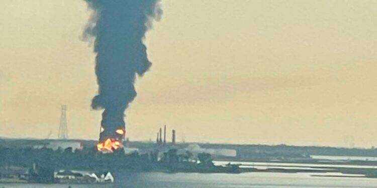 Usa, esplode deposito petrolchimico in Louisiana