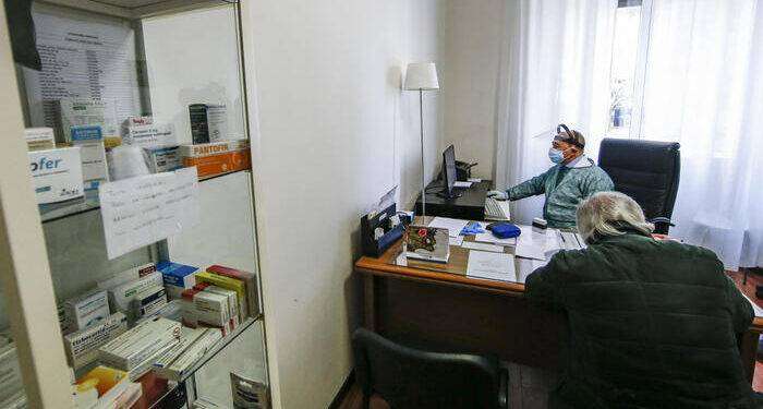 Cdm boccia l’aumento degli assistiti per i medici sardi