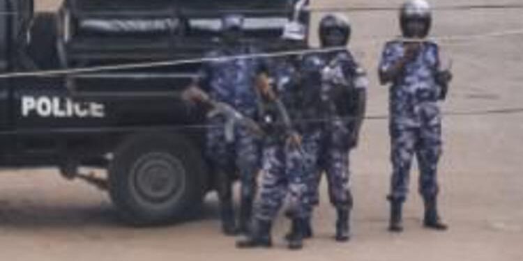 Uganda, attacco contro una scuola: 25 morti