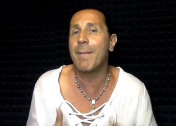 Musica, annullato ennesimo concerto di Povia, lui: “è un’ingiustizia”