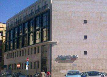 Risposte dal complice per passare test della patente, denunciato