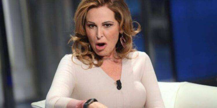 Todde: “Governo in evidente imbarazzo, come può Santanché restare al suo posto?”