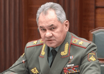 Shoigu: “Durante il tentativo di attacco, Kiev utilizzerà un gran numero di armi occidentali e formazioni d’élite addestrate da specialisti della Nato”