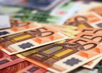 Carovita minaccia i salvadanai di famiglie e imprese