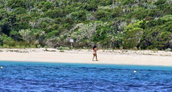 Spiaggia rosa violata a Budelli, sanzionati sei turisti