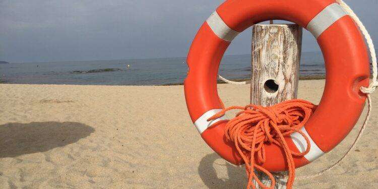 Dal 16 giugno 12 bagnini vigileranno sul litorale di Cagliari