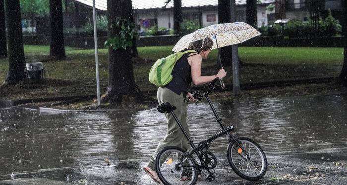 Nubifragio a Livorno, ’60 mm in un’ora, 3900 fulminazioni’
