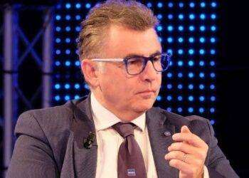 Raccolta di firme per il presidenzialismo e l’autonomia delle Regioni