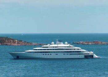 In Costa Smeralda uno dei superyacht più grandi al mondo