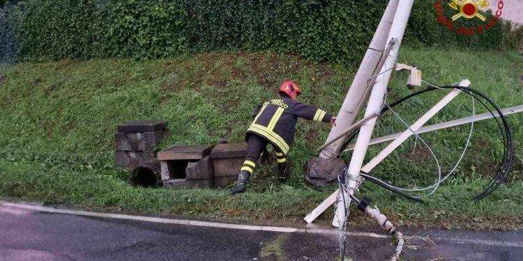 Maltempo, dalle prime ore del mattino pioggia e grandine nel lecchese e a Monza