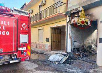 Paura a Monserrato, prende fuoco una caldaia: intervento dei Vigili del Fuoco