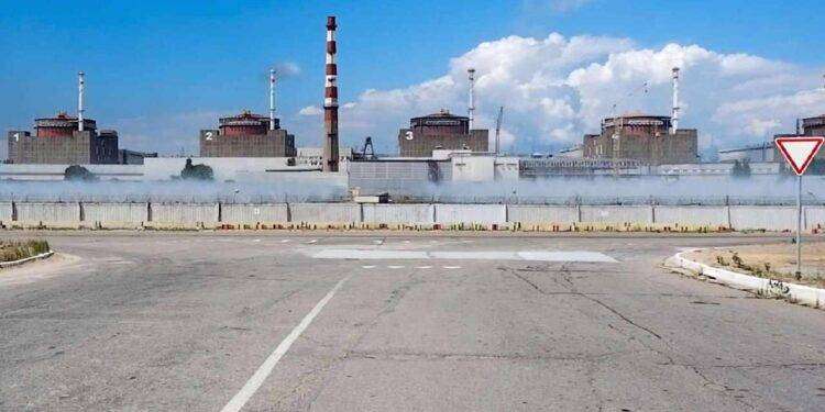 Zaporizhzhia, l’Aiea smentisce le notizie della presenza di bombe sopra la centrale nucleare