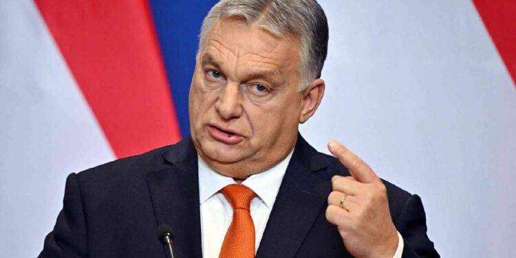 Orban: “Se gli americani vogliono, domani mattina ci sarà la pace, ma perché non la vogliono?”