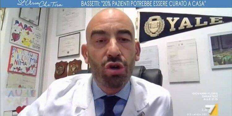 Matteo Bassetti segnalato all’Ordine da 123 medici