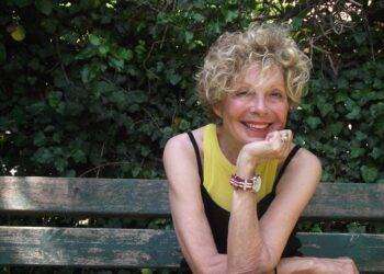 Lunedì 10 luglio, al Lavatoio pubblico di Villacidro, l’autrice Ben Pastor presenterà “La morte delle sirene”