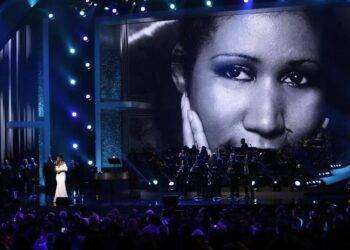 Battaglia legale tra figli di Aretha Franklin per l’eredità