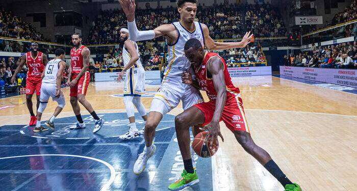 Basket: Gombauld è il nuovo centro della Dinamo