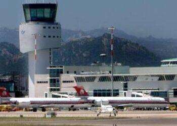 Caldo: pista rovente, tre voli non atterrano a Olbia