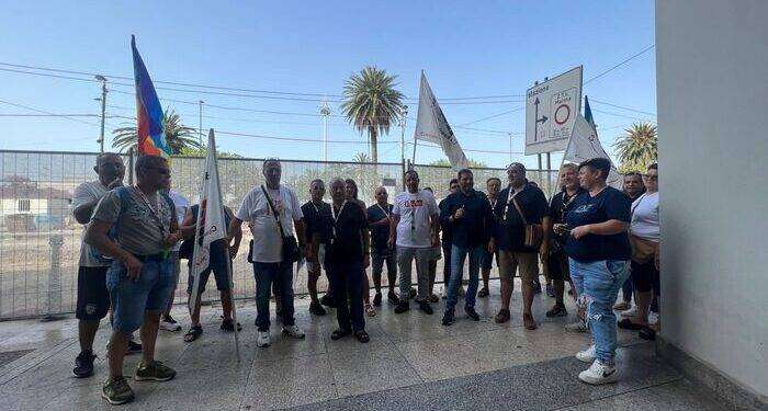 Protesta ambulanti a Cagliari, ‘multe salate, cambiare legge’