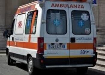 Bimbo di due anni annega in piscina