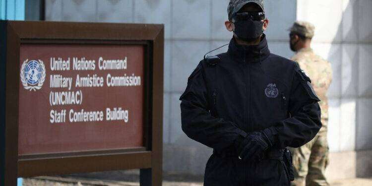 Un americano supera il confine nordcoreano, ‘arrestato’