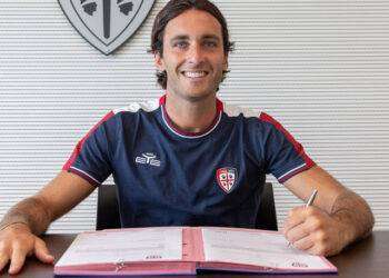 Cagliari: arriva Augello, a gonfie vele la campagna abbonamenti