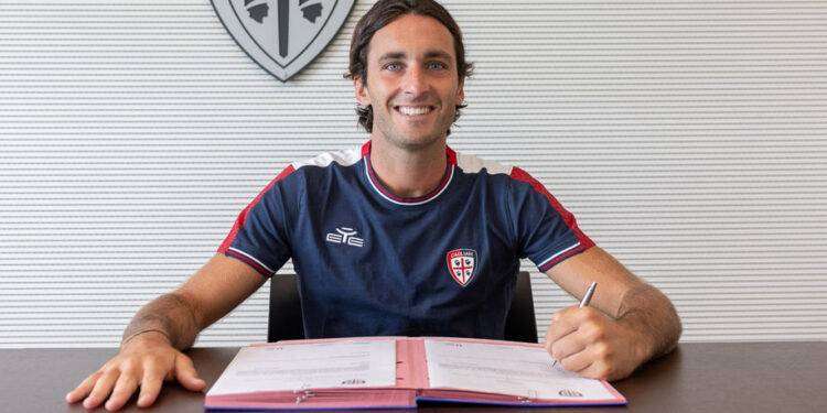 Cagliari: arriva Augello, a gonfie vele la campagna abbonamenti