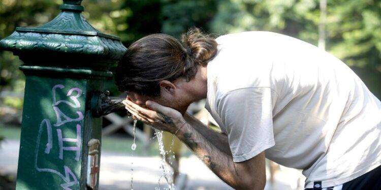 Ondata di calore, le dieci regole per proteggersi