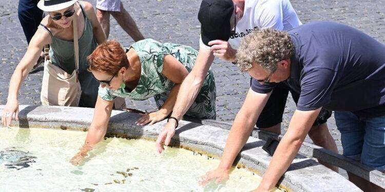 Impennata delle città da bollino rosso, sabato sono 16