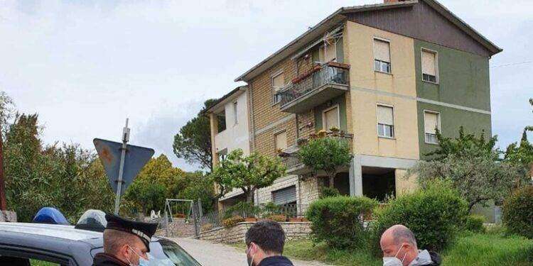 Carloforte sei lavoratori in nero in un bar