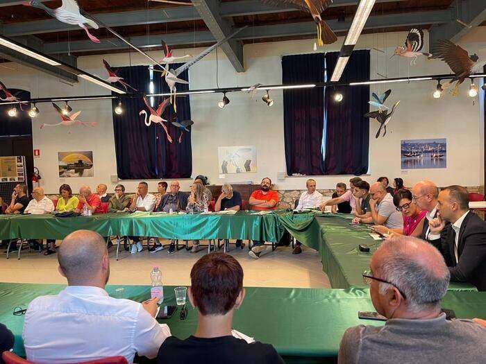 Sinistra indipendentista o «lubrificante coloniale»?