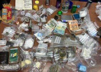 Spacciavano droga ai turisti, arrestati 2 giovani a Cagliari