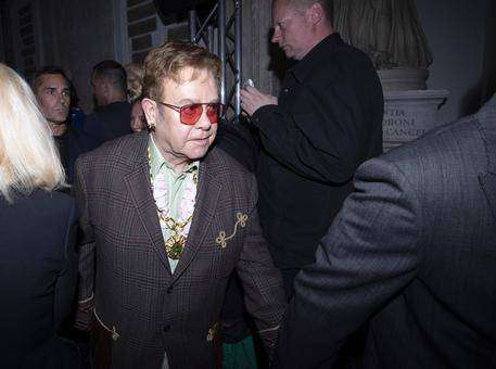 Elton John chiude il tour in attesa del nuovo album