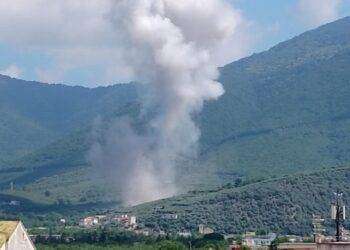 Esplosione in fabbrica fuochi d’artificio nel Napoletano