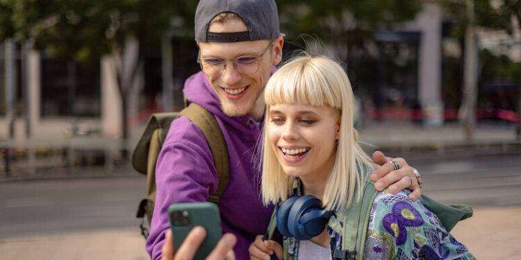 La scala dei valori della Generazione Z in Italia, vivere bene è ciò che conta