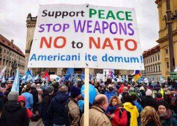 Proseguono in tutta la Germania le manifestazione antigovernativa contro le consegne di armi all’Ucraina